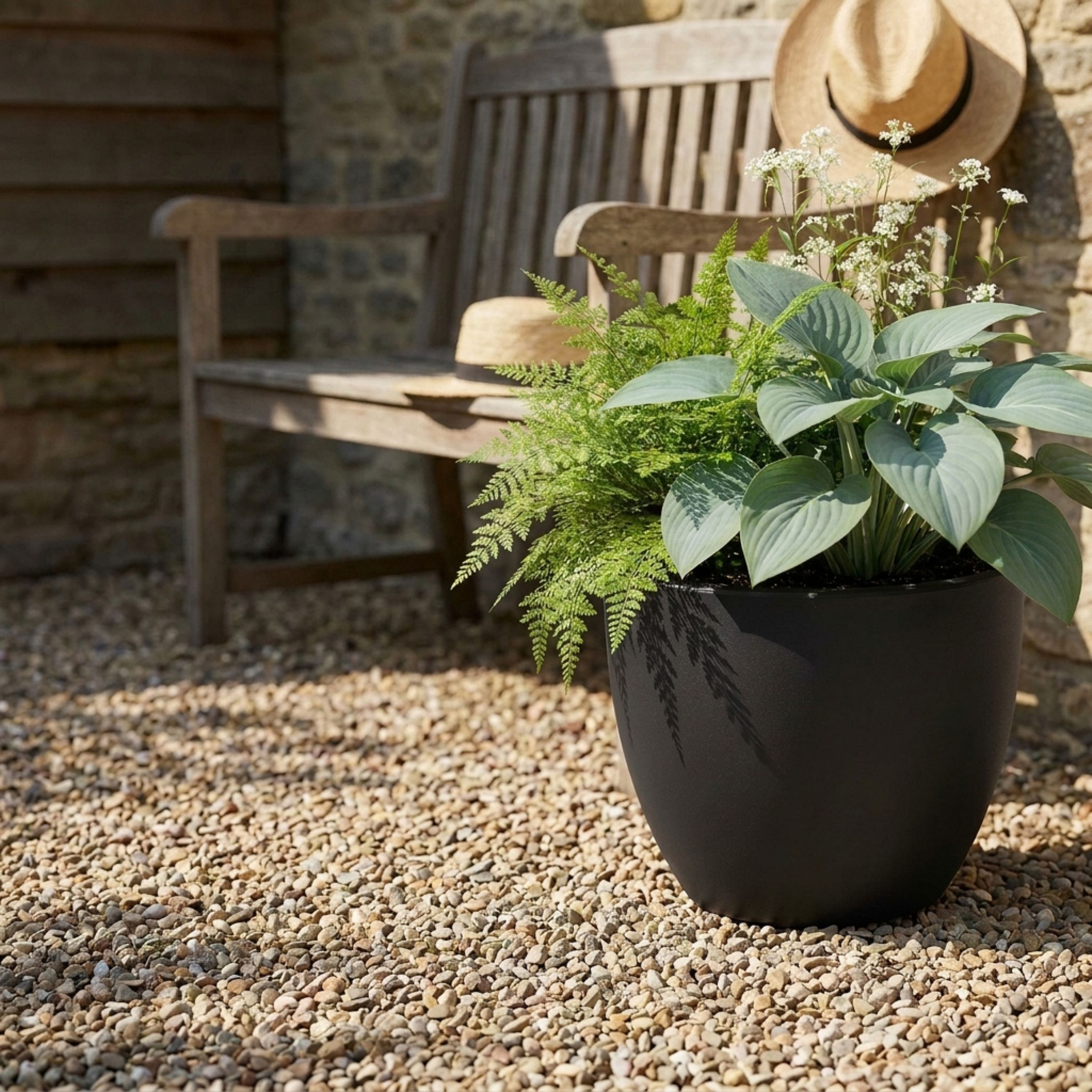 IDEALIST Lite Contemporary Light Concrete Egg Planter