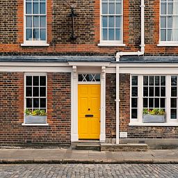 IDEALIST Lite Faux Lead Chelsea Light Concrete Through Planter