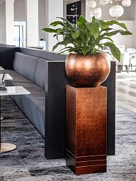 Metallic Couple Round Indoor Planter