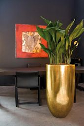 Pandora 90 Round Tall Polystone Indoor Planter