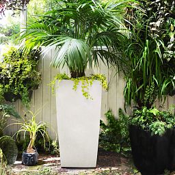 IDEALIST Lite Tall Tapered Contemporary Light Concrete Planter