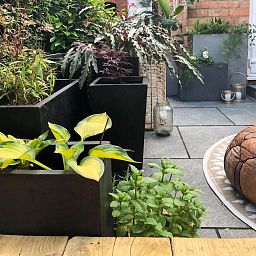 IDEALIST Lite Tall Tapered Contemporary Light Concrete Planter