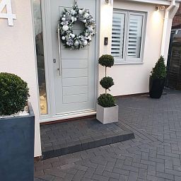 IDEALIST Lite Square Box Contemporary Light Concrete Planter