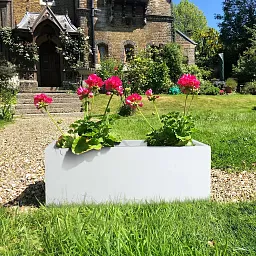 IDEALIST Lite Contemporary Light Concrete Trough Planter