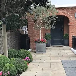 IDEALIST Lite Faux Lead Chelsea Box Square Light Concrete Planter