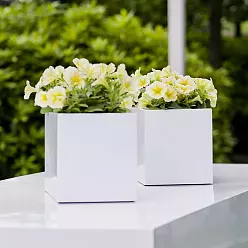 Fiberstone Glossy Fleur Light Planter by Idealist Premium